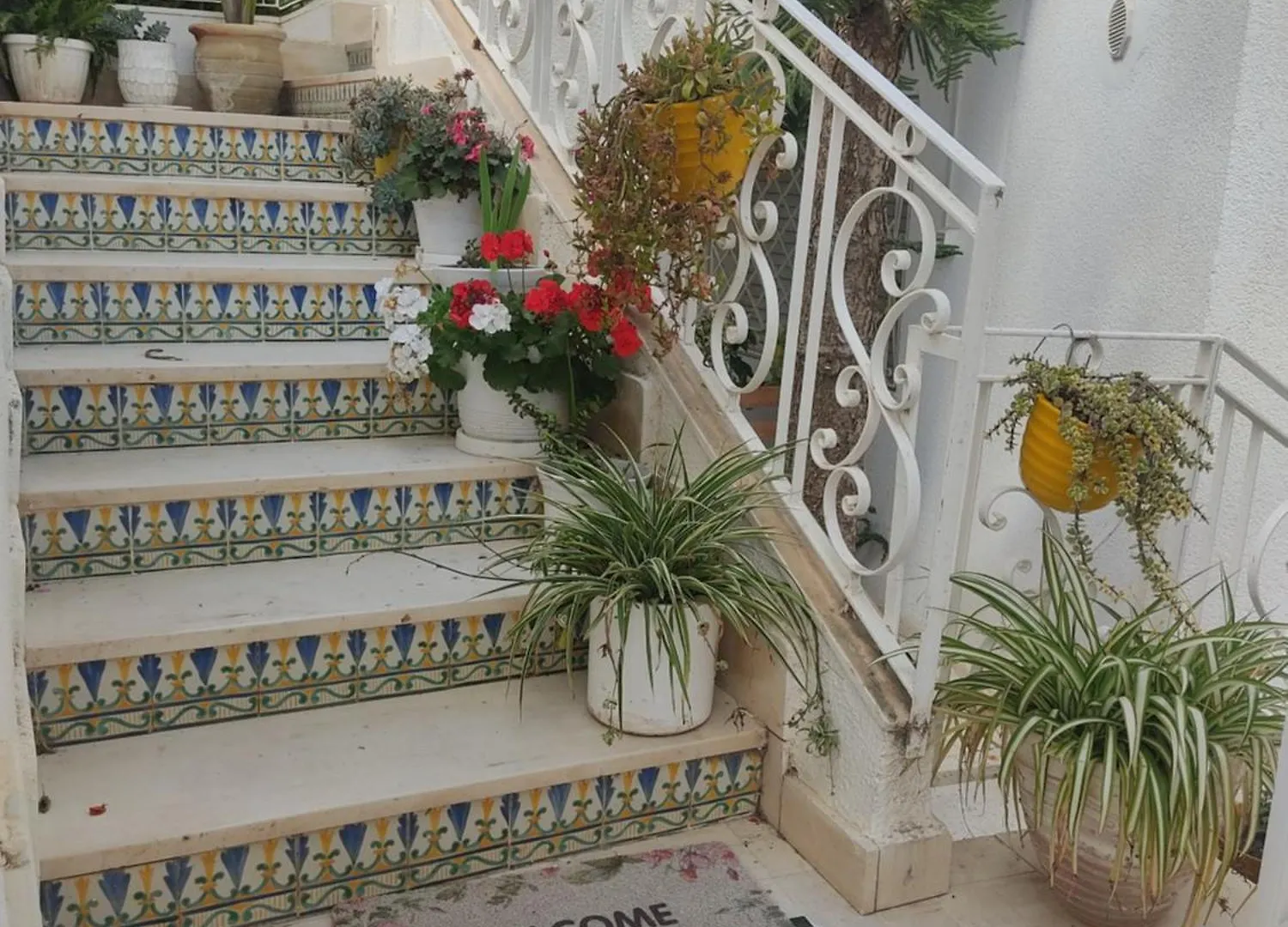 Etage De Villa Avec Jardin, Pres De L'Aireport Et Parking Prive Ariana